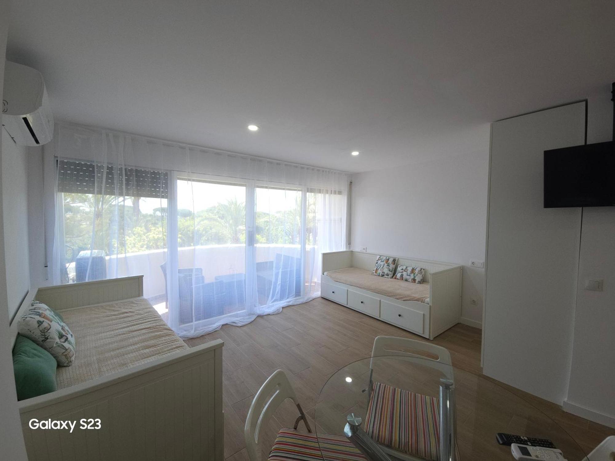 Julia'S Apartment Marbella Bagian luar foto